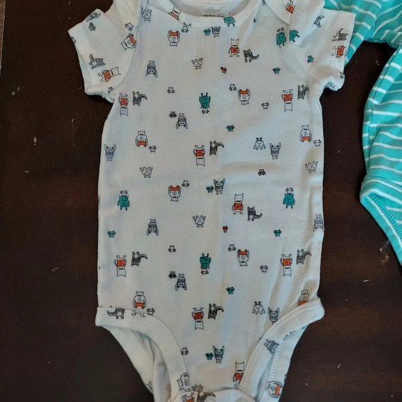 Carter's Baby 3-Piece Monster Little Character Set in Size 6M - Picture 3 of 9